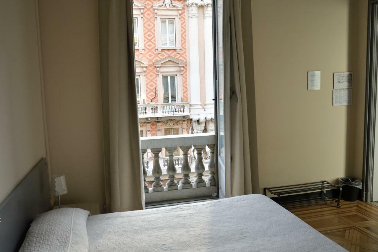 Check-Inn Rooms Genova Centro Eksteriør billede